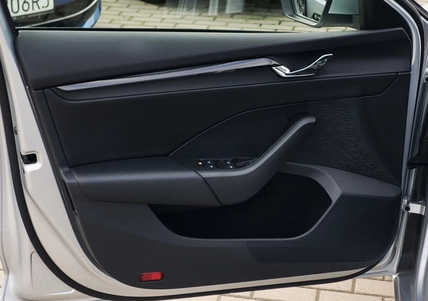 Skoda Octavia cena 97999 przebieg: 77400, rok produkcji 2020 z Radzyń Podlaski małe 407